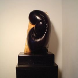 Sculptura Lemn de nuc, 32 cm - Maternitate I